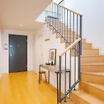 Penthouse For The City Lovers - Parking & Views