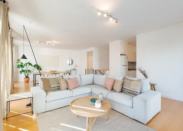 Penthouse For The City Lovers - Parking & Views