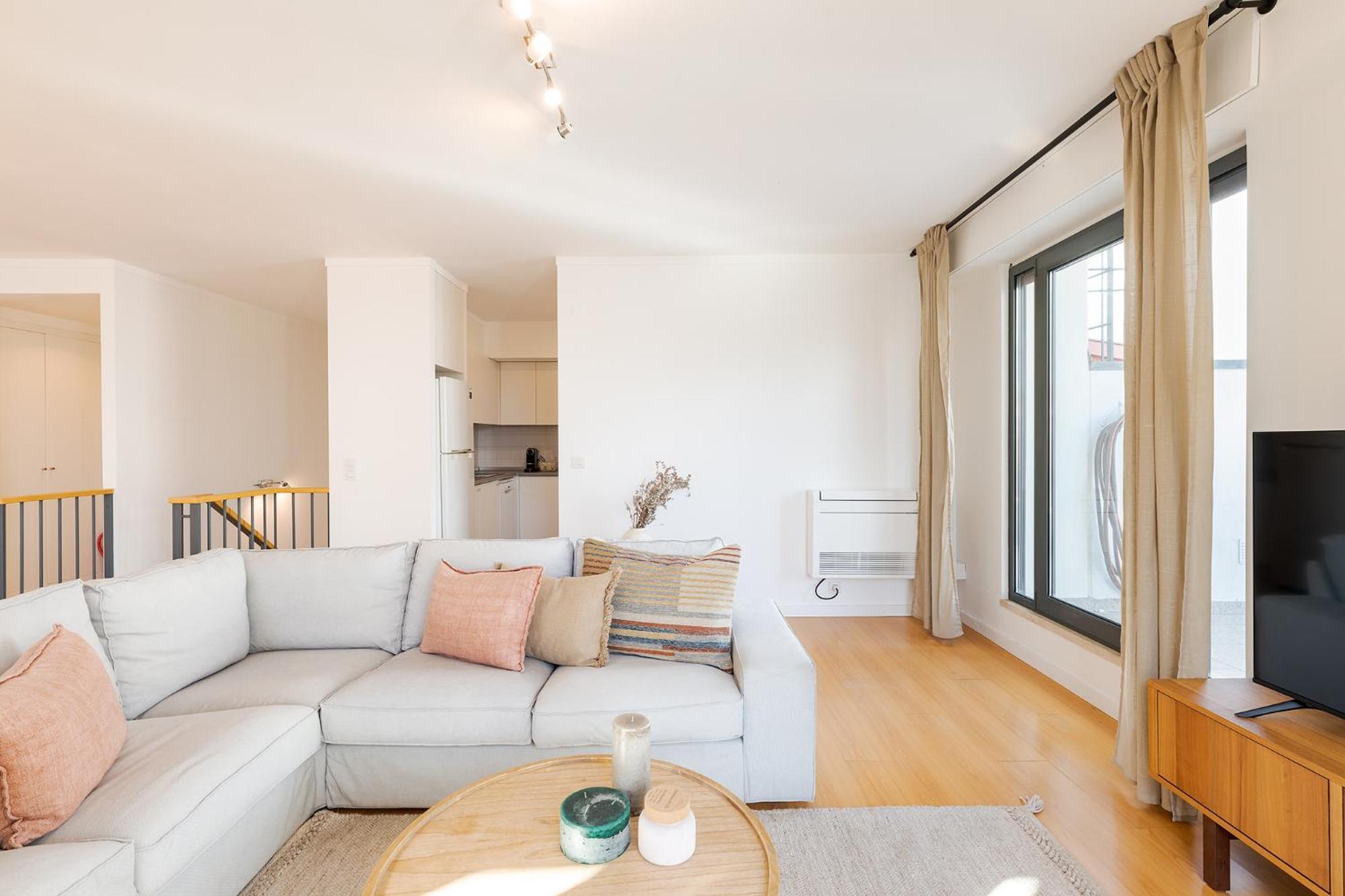 Penthouse For The Lovers - Parking & Views