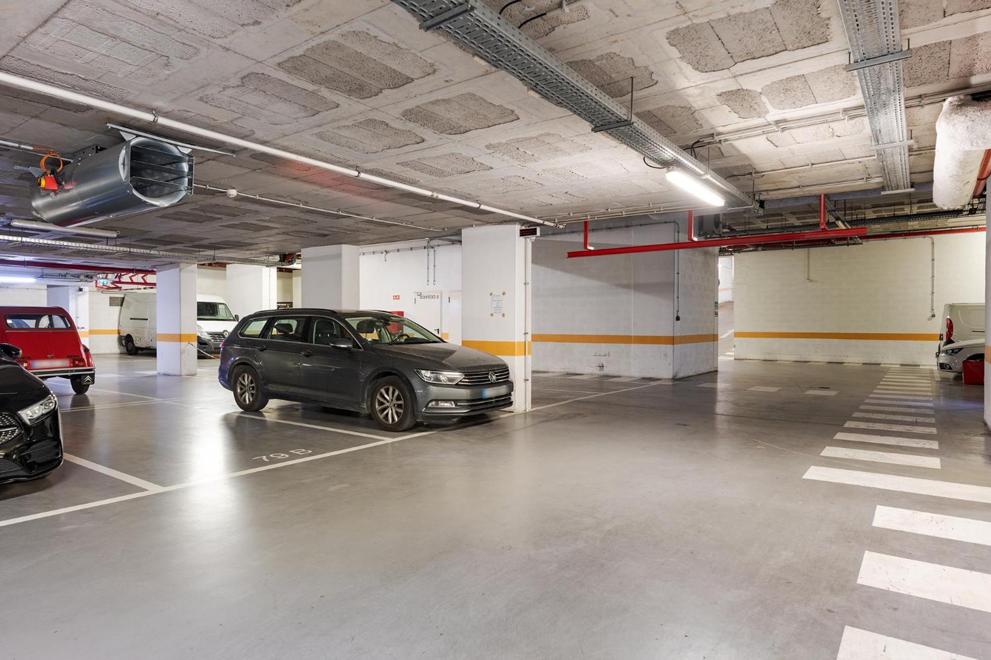 Penthouse For The Lovers - Parking & Views *